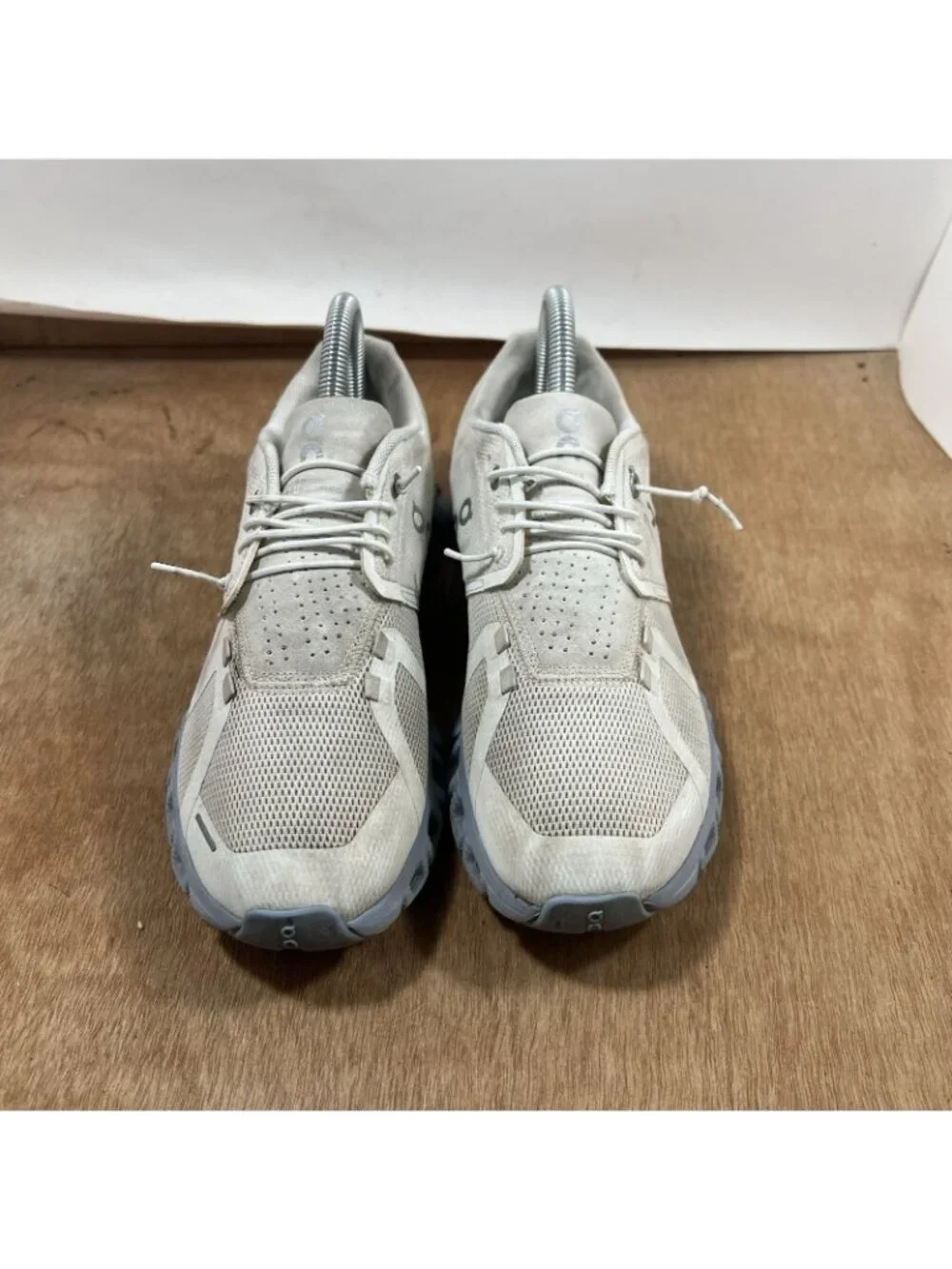 On Cloud 5 Womens Size 7.5 White Blue Athletic Running Walking Shoes Sneakers